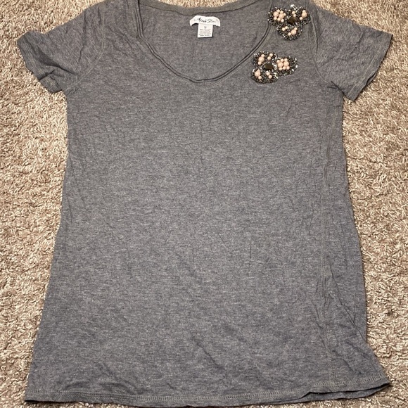 Adobe Star Gray Round Neck Top with Pink Beaded Detail - Picture 7 of 7